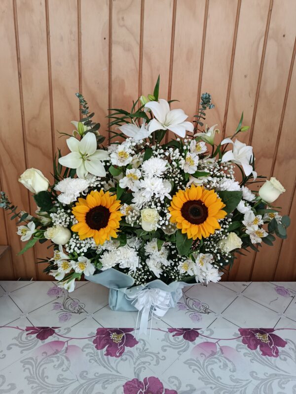 condolencias7 Imperial fúnebre con girasoles